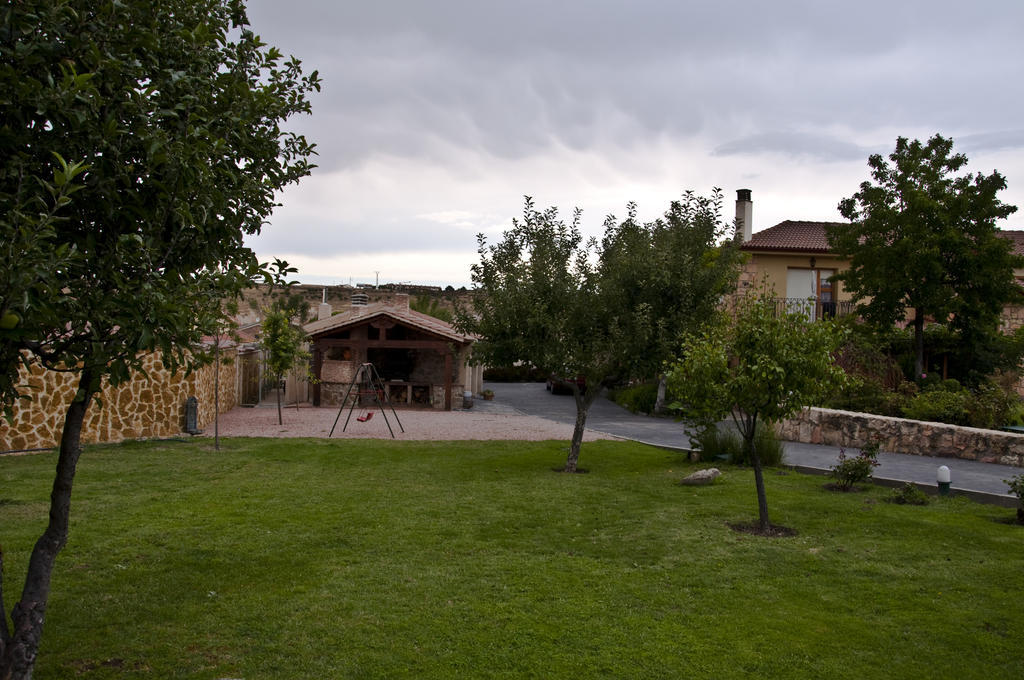 Hospederia Gemma Hotel La Lastrilla Exterior photo
